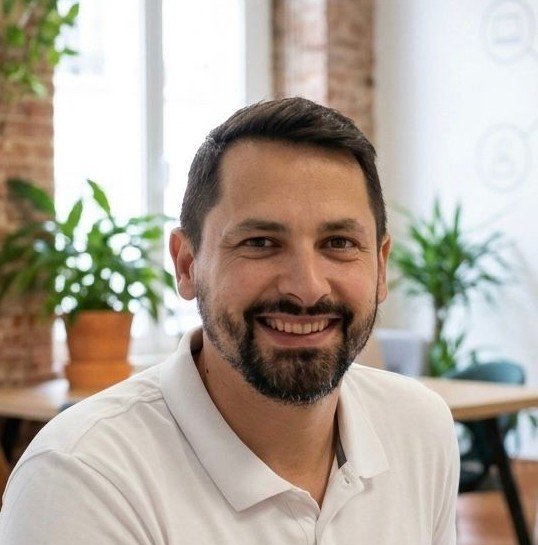 Manuel, fundador de INTEGRA IA CONSULTING